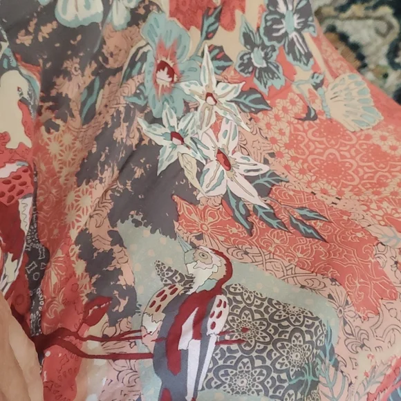 Tunic - Picture 7 of 7